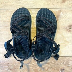 Kids CHACO Sandals Size 5 Black